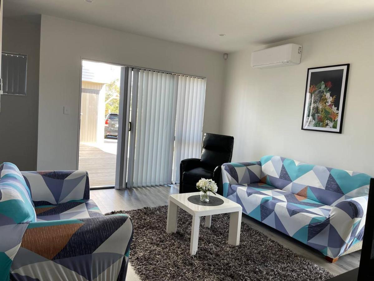 4 Bedroom Home Fully Furnished In Papakura, Auckland Ngoại thất bức ảnh