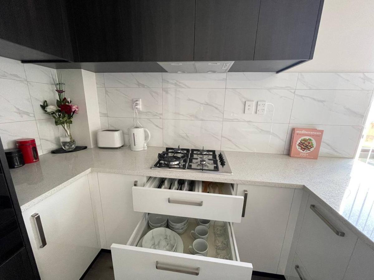 4 Bedroom Home Fully Furnished In Papakura, Auckland Ngoại thất bức ảnh