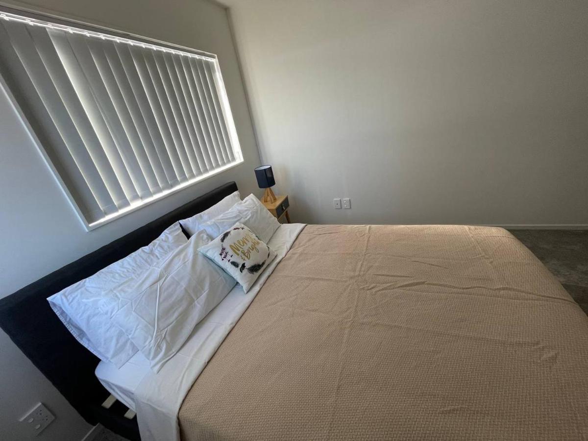 4 Bedroom Home Fully Furnished In Papakura, Auckland Ngoại thất bức ảnh