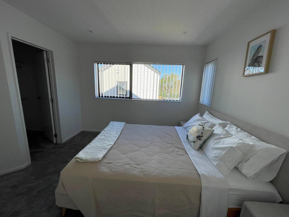 4 Bedroom Home Fully Furnished In Papakura, Auckland Ngoại thất bức ảnh